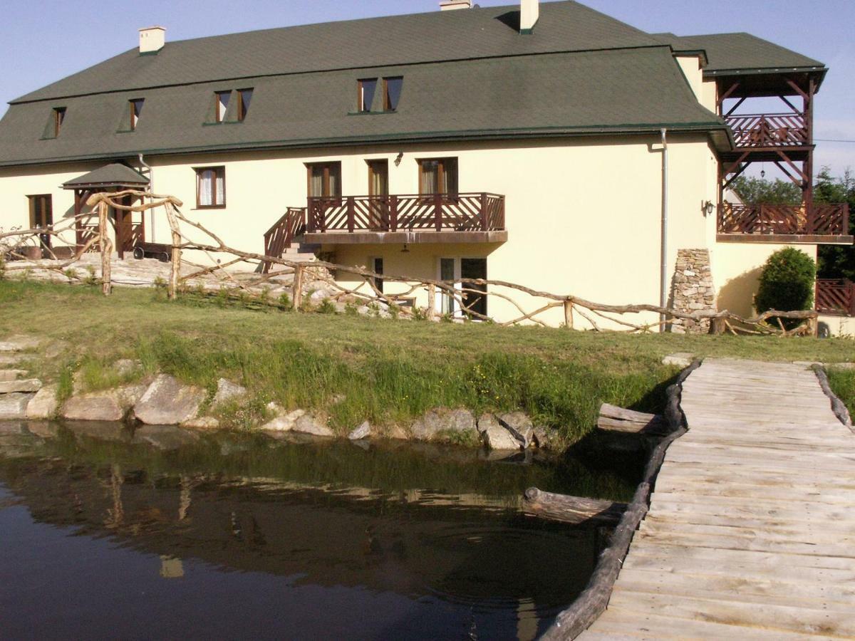Agroturystyka Leszczynowy Dworek Ponikwa  Екстер'єр фото
